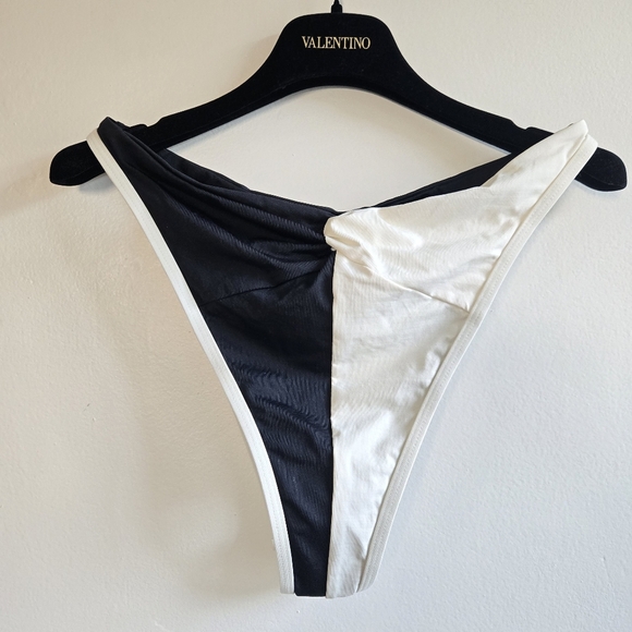 New L*SPACE Jada Bitsy Black/Cream Bikini Bottom Size Large - Picture 5 of 8